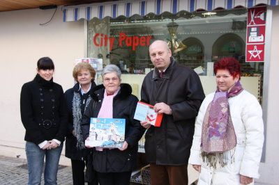  Bildunterschrift: v.links: Nicole Salomon, Brigite Maul City Paper, Ulla Schlerf, Dr. Heinrich Wällermann, Anneliese Laut City Paper